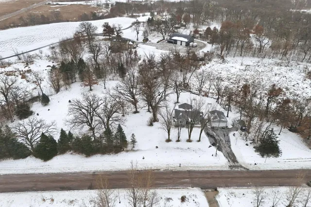 $425,000 | 3901 230th Street East, Prior Lake, MN 55372