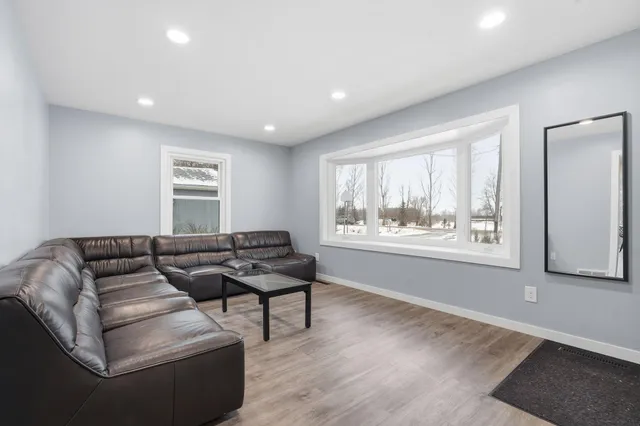 $425,000 | 3901 230th Street East, Prior Lake, MN 55372