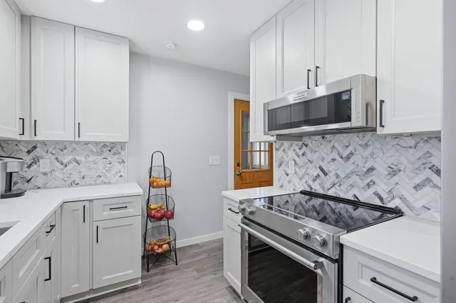 $425,000 | 3901 230th Street East, Prior Lake, MN 55372