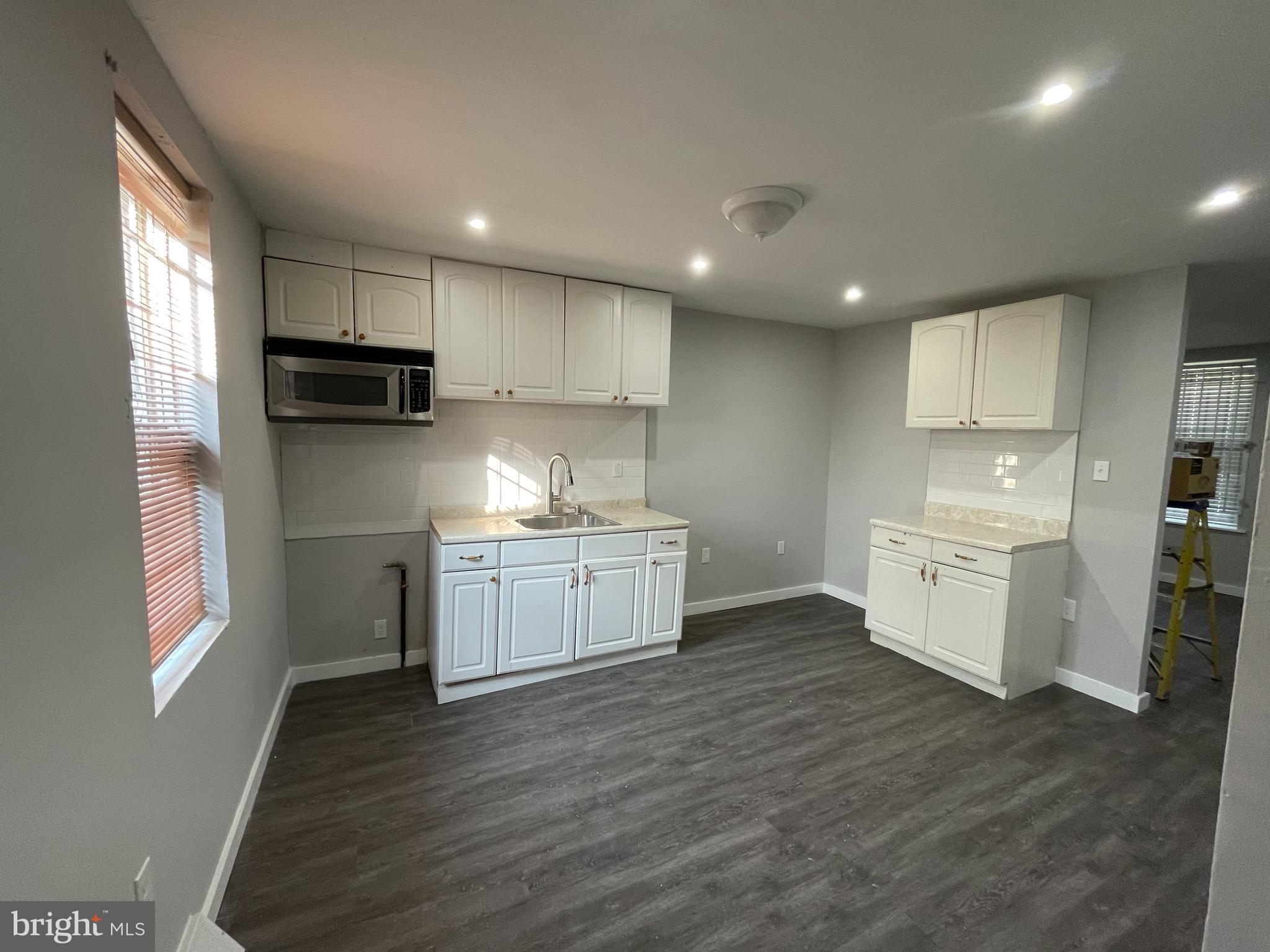 22 East Collom Street Philadelphia, PA 19144 - Photo 3 of 9