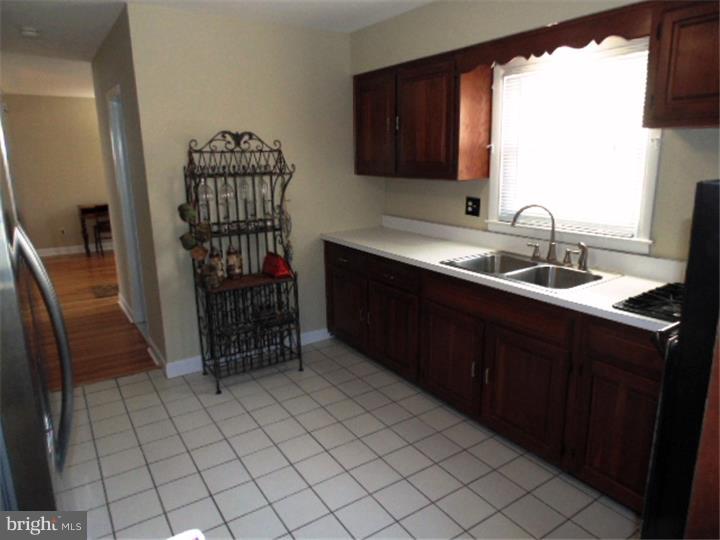 8426 Chippewa Road Philadelphia, PA 19128 - Photo 6 of 21