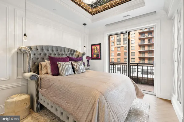 a view of a kitchen with kitchen island