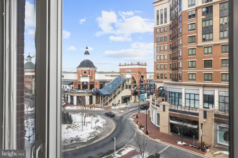 $2,999,000 | 1915 Towne Centre Boulevard, Unit 406, Annapolis, MD 21401