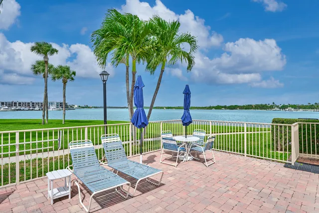 $538,000 | 200 Intracoastal Place, Unit 402, Jupiter, FL 33469