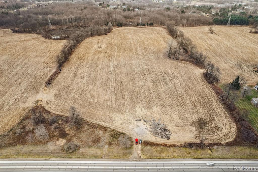 4711 South Lapeer Road Metamora, MI 48455 - Photo 8 of 12