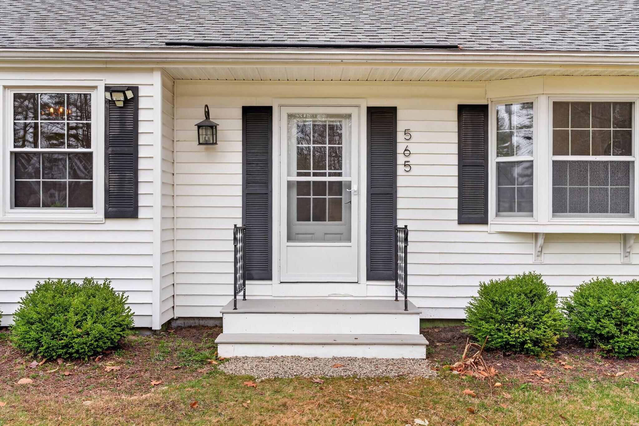 565 Sligo Road North Yarmouth, ME 04097 - Photo 3 of 26 5_DSC08195