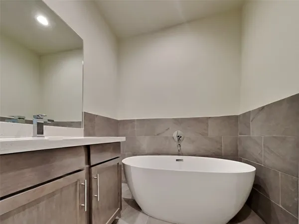 $1,895 | 2604 Turner Quinn Way, Houston, TX 77091