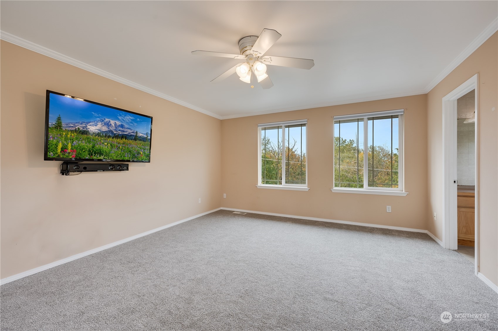 1100 Eagle Ridge Drive South, Unit C Renton, WA 98055 - Photo 14 of 26