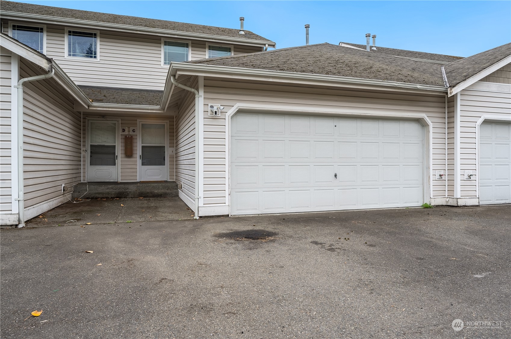 1100 Eagle Ridge Drive South, Unit C Renton, WA 98055 - Photo 24 of 26