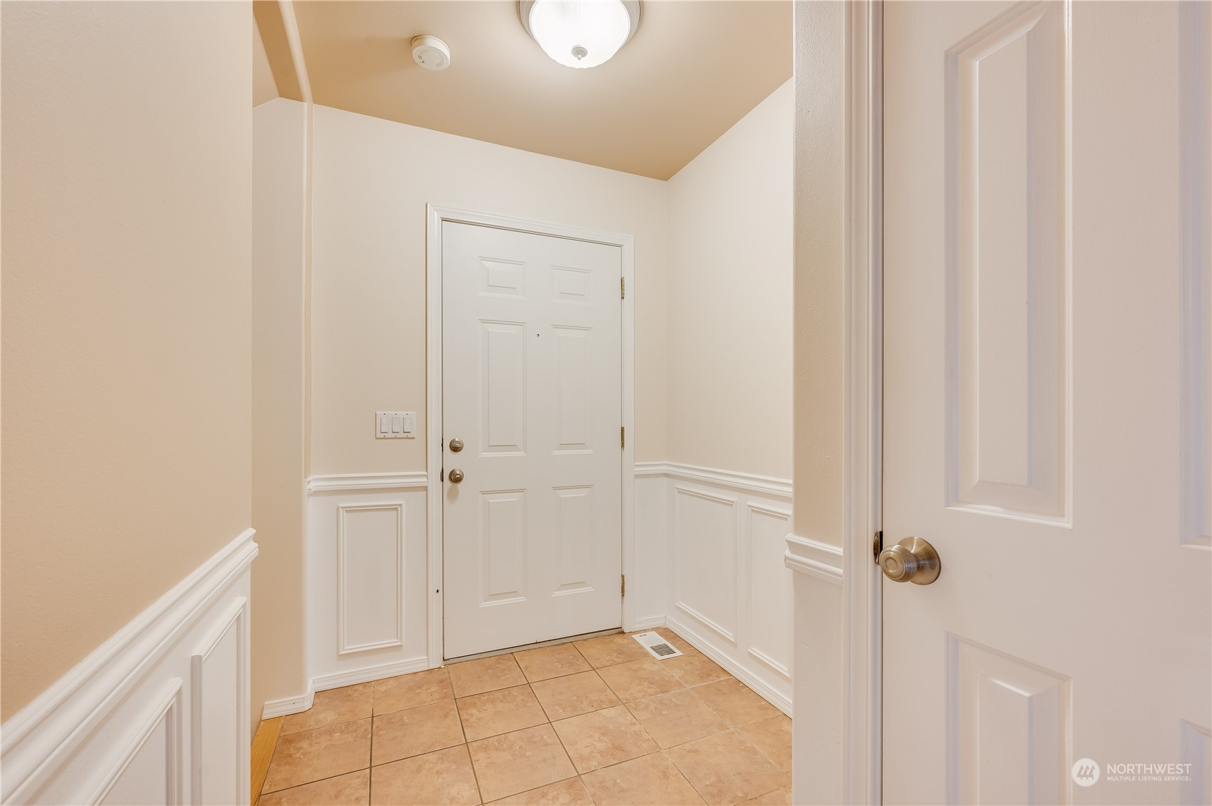 1100 Eagle Ridge Drive South, Unit C Renton, WA 98055 - Photo 25 of 26