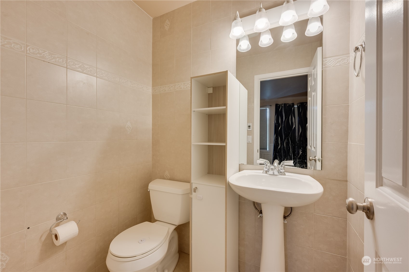 1100 Eagle Ridge Drive South, Unit C Renton, WA 98055 - Photo 10 of 26