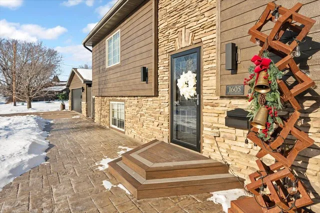 $435,000 | 1605 North 54th Street, Superior, WI 54880