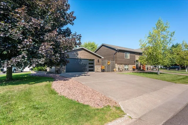 $435,000 | 1605 North 54th Street, Superior, WI 54880