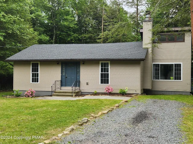 $2,400 | 3122 Sycamore, Pocono Summit, PA 18346