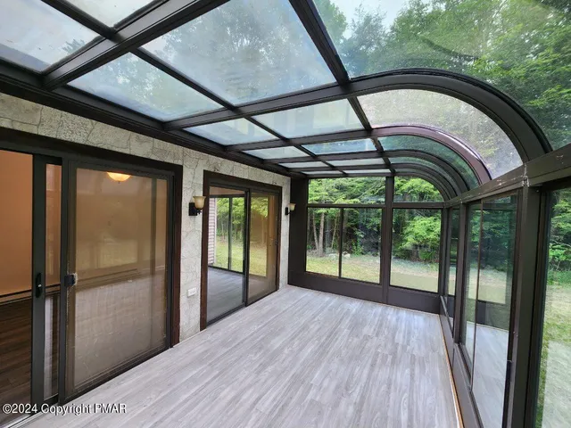 $2,400 | 3122 Sycamore, Pocono Summit, PA 18346