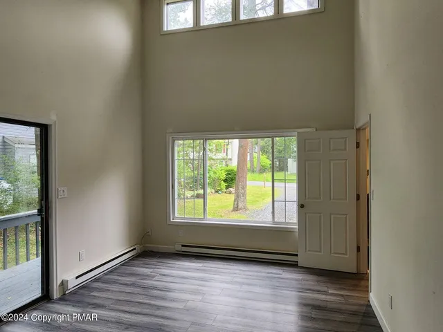 $2,400 | 3122 Sycamore, Pocono Summit, PA 18346