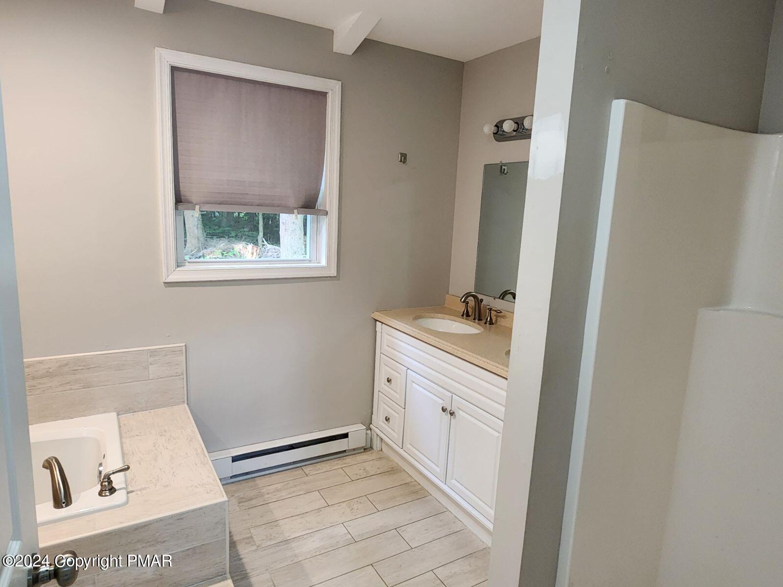 3122 Sycamore Pocono Summit, PA 18346 - Photo 17 of 30 Master Bathroom