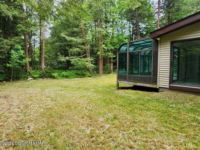 $2,400 | 3122 Sycamore, Pocono Summit, PA 18346