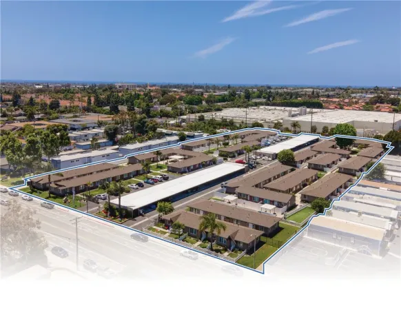 $36,000,000 | 19131 Delaware Street, Huntington Beach, CA 92648
