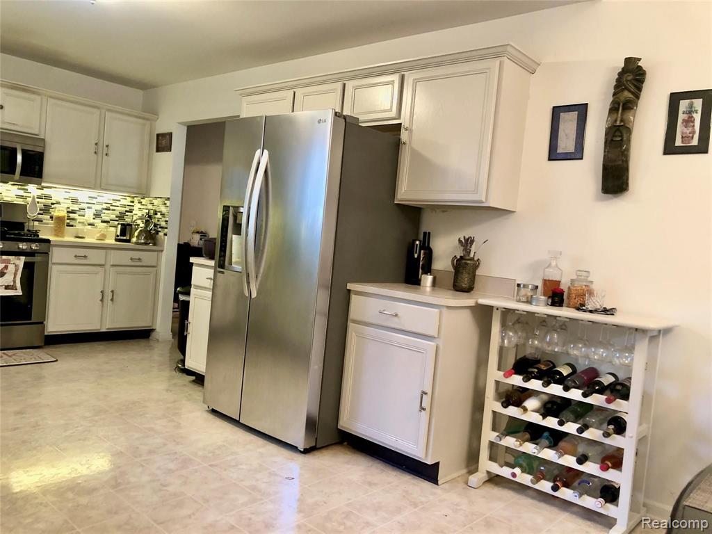 37349 Ryan Road Sterling Heights, MI 48310 - Photo 22 of 41