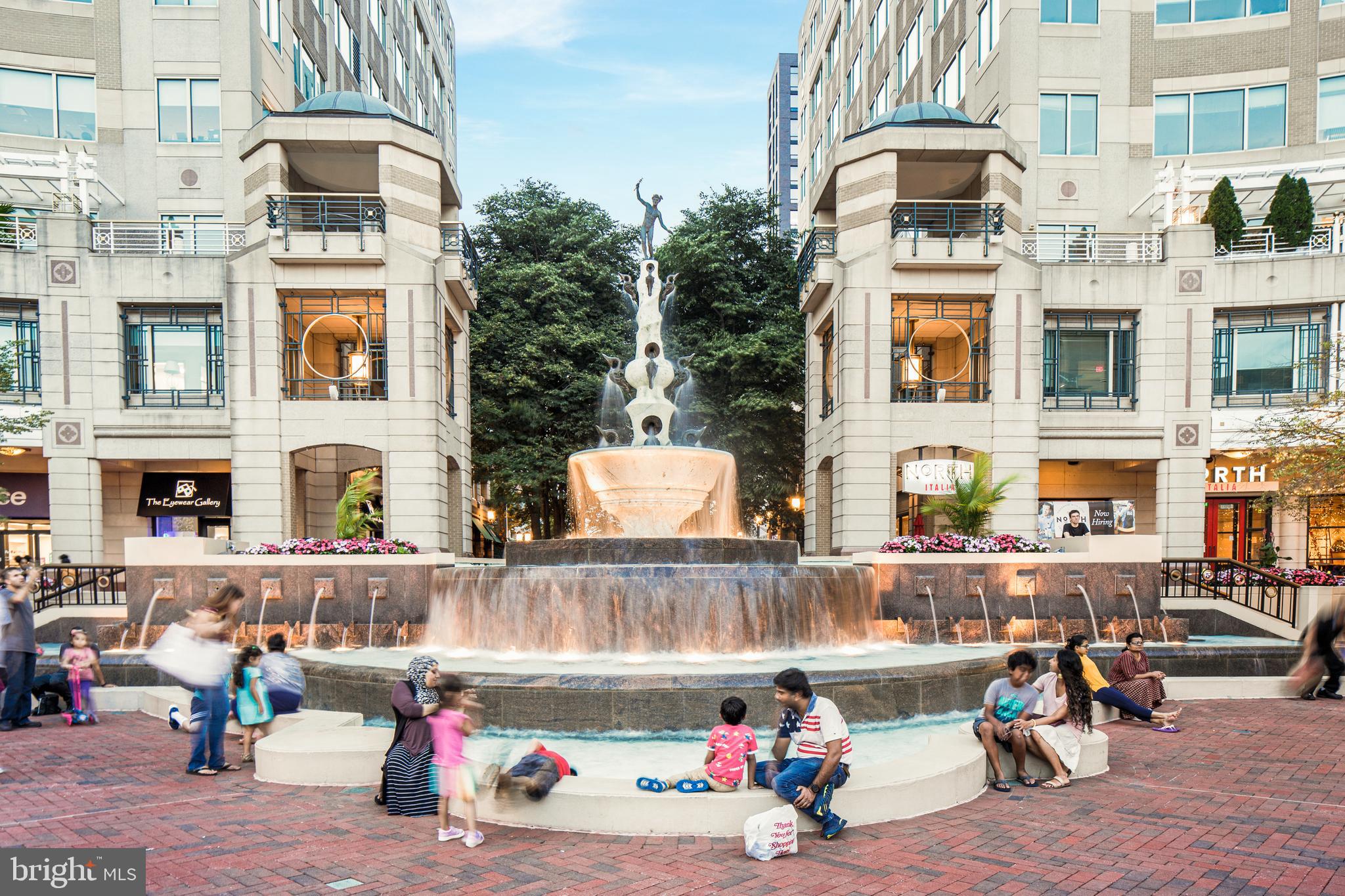 2333 Liberty Loop Herndon, VA 20171 - Photo 24 of 42