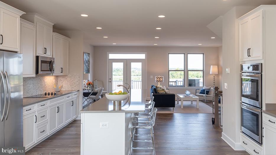 2333 Liberty Loop Herndon, VA 20171 - Photo 5 of 42