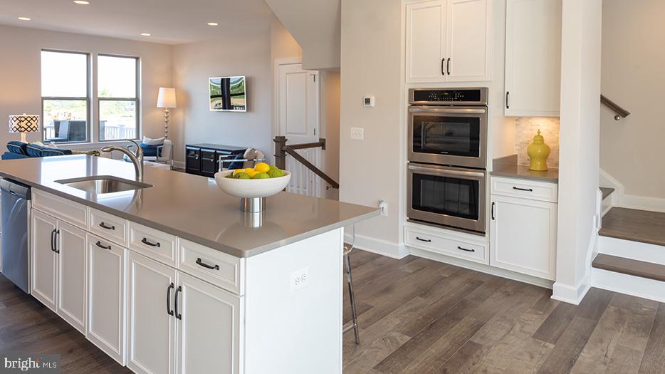 2333 Liberty Loop Herndon, VA 20171 - Photo 7 of 42