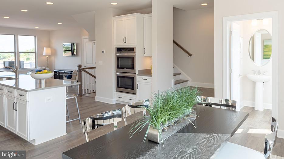 2333 Liberty Loop Herndon, VA 20171 - Photo 10 of 42