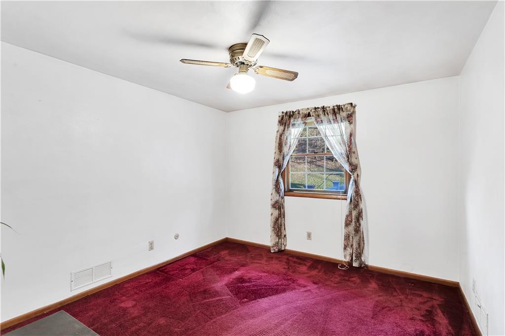 138 Mowl Road Washington, PA 15301 - Photo 12 of 25