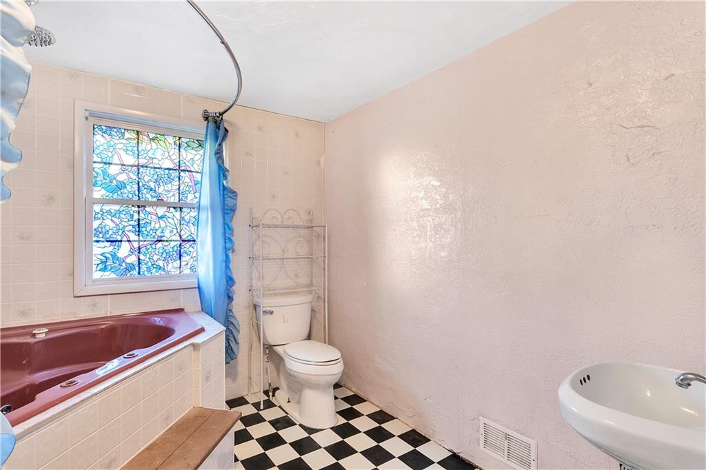 138 Mowl Road Washington, PA 15301 - Photo 16 of 25