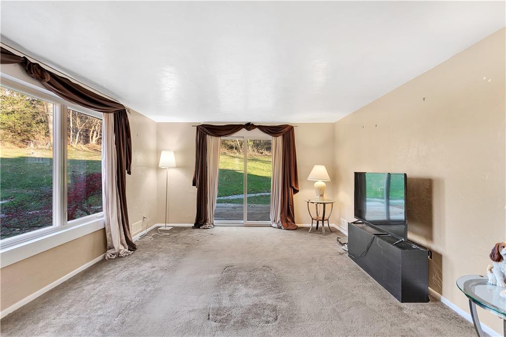 138 Mowl Road Washington, PA 15301 - Photo 9 of 25