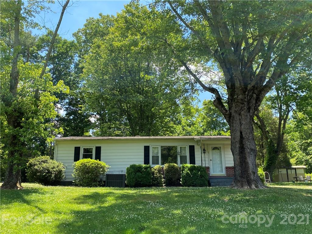 2345 Roby Martin Road Lenoir, NC 28645 - Photo 2 of 16 Gallery Image 2