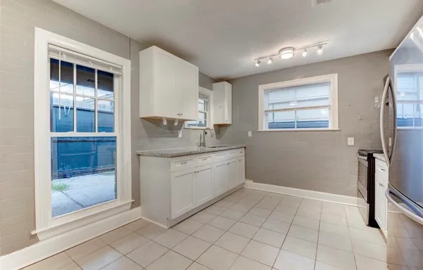 $1,275 | 2127 Maximilian Street, Unit 1, Houston, TX 77039