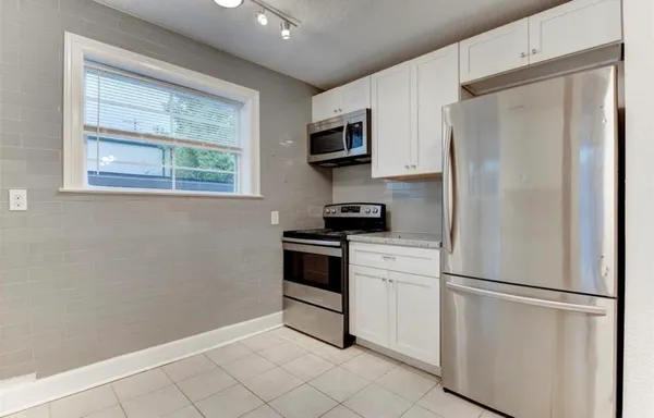 $1,275 | 2127 Maximilian Street, Unit 1, Houston, TX 77039