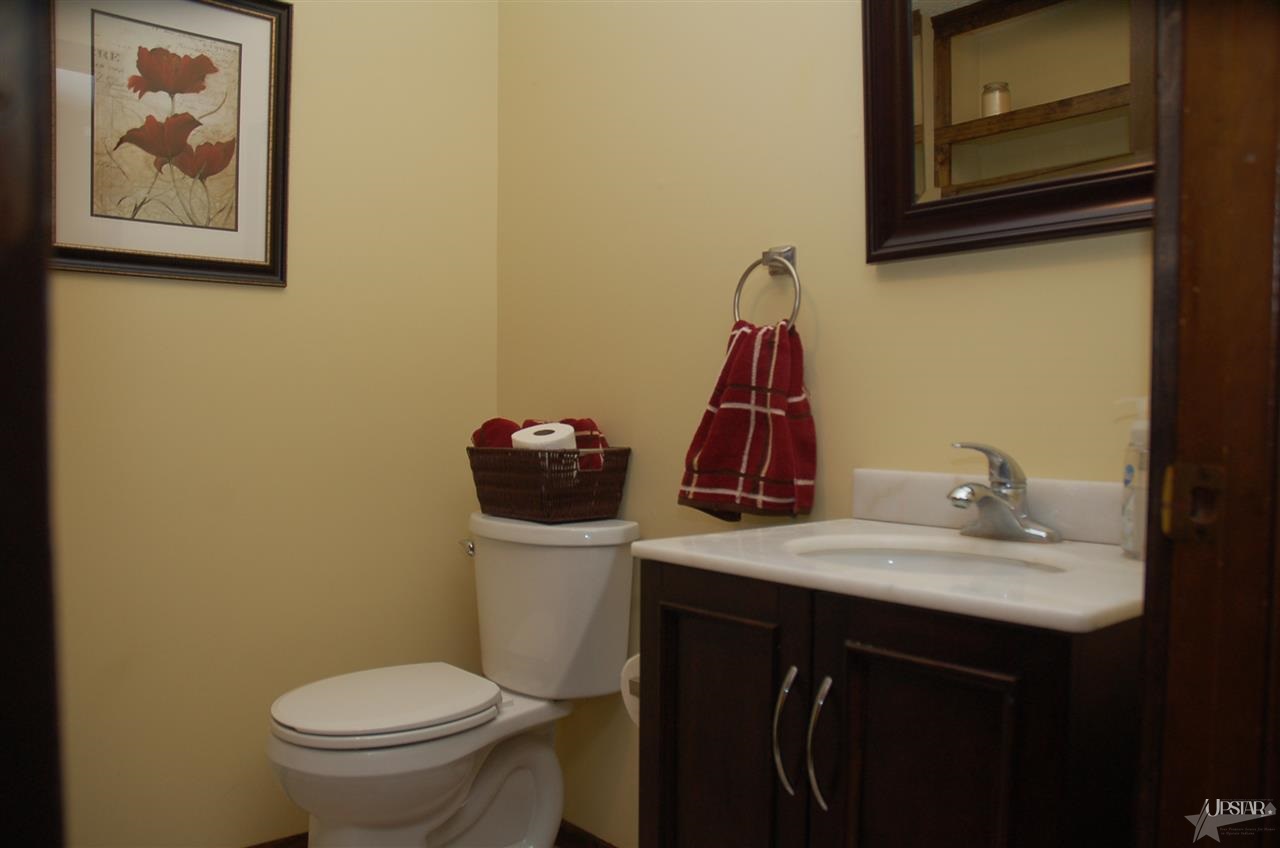 4105 Becker Road Woodburn, IN 46797 - Photo 14 of 20 Gallery Image 14