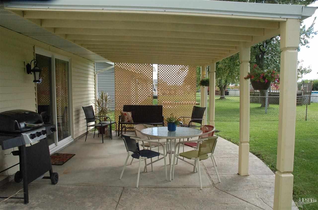 4105 Becker Road Woodburn, IN 46797 - Photo 4 of 20 Gallery Image 4