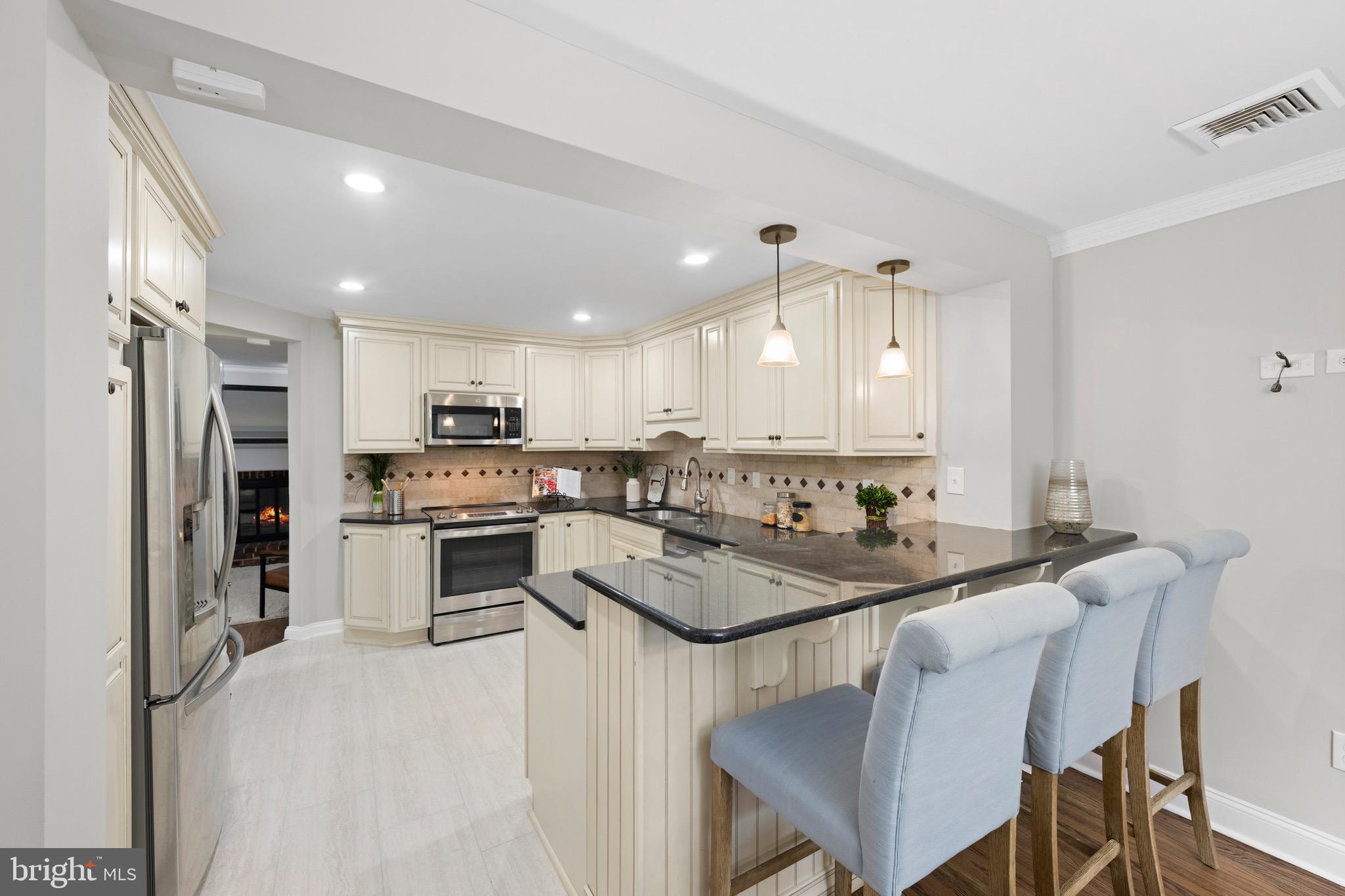 229 Glen Ridge Road Havertown, PA 19083 - Photo 10 of 34 Gallery Image 10