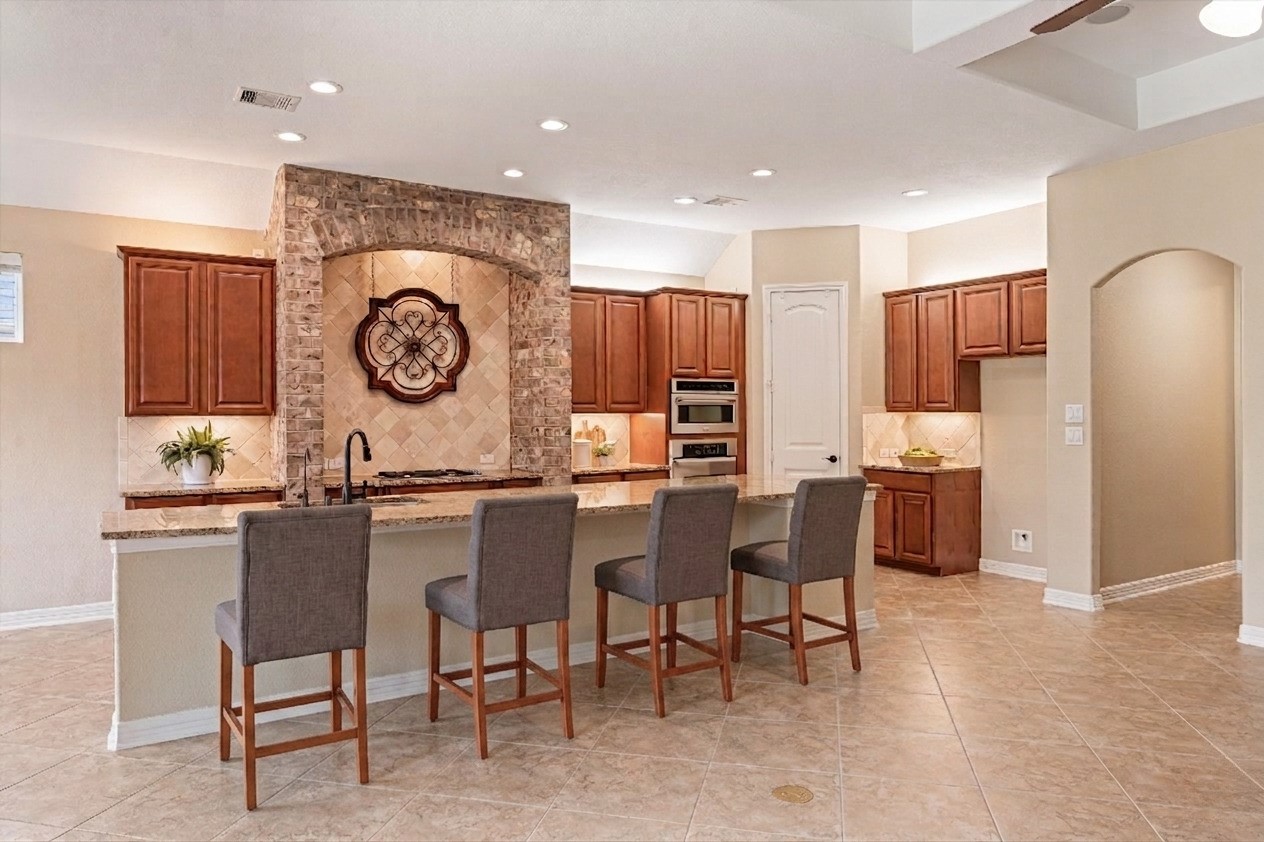 27714 Linden Ridge Lane Fulshear, TX 77441 - Photo 22 of 48 Virtually staged