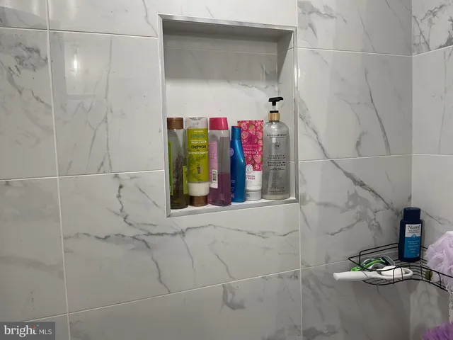 $239,900 | 1602 Renate Drive, Unit 303, Woodbridge, VA 22192