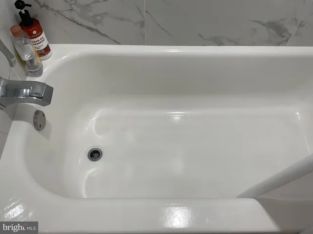 $239,900 | 1602 Renate Drive, Unit 303, Woodbridge, VA 22192