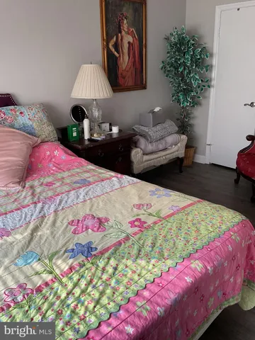 $239,900 | 1602 Renate Drive, Unit 303, Woodbridge, VA 22192