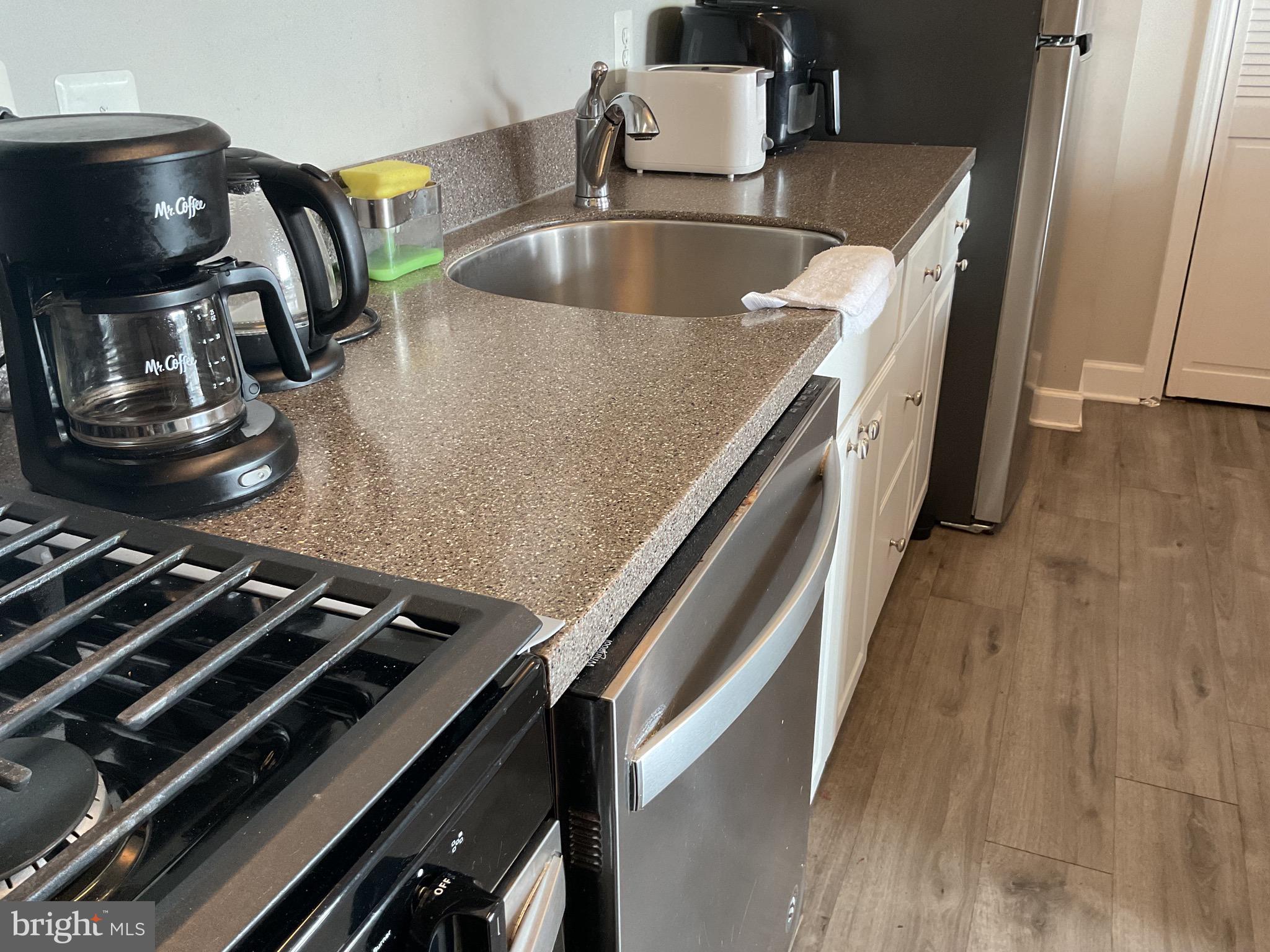 1602 Renate Drive, Unit 303 Woodbridge, VA 22192 - Photo 7 of 25