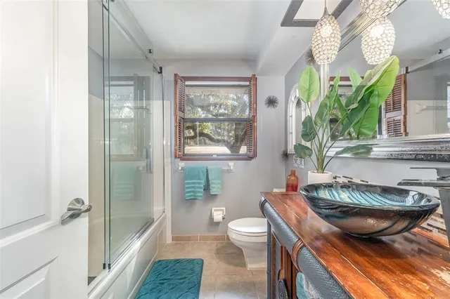 $348,000 | 176 Southeast 989th Street, Old Town, FL 32680