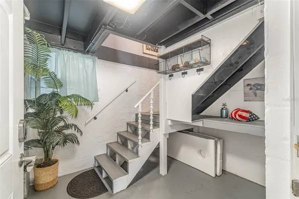 a view of entryway and livingroom