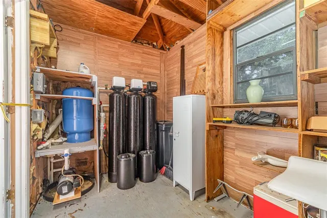 $348,000 | 176 Southeast 989th Street, Old Town, FL 32680