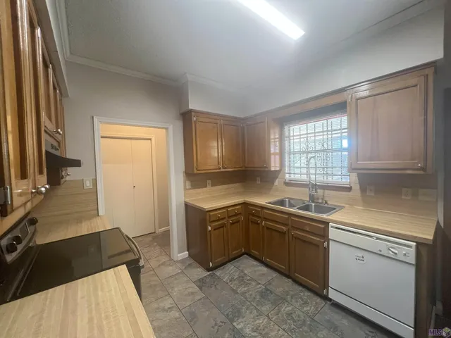 $175,000 | 268 Steele Boulevard, Unit 270, Baton Rouge, LA 70806