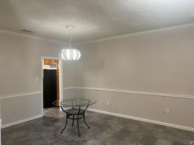 $175,000 | 268 Steele Boulevard, Unit 270, Baton Rouge, LA 70806