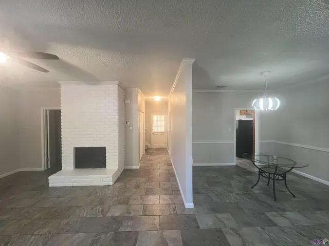 $175,000 | 268 Steele Boulevard, Unit 270, Baton Rouge, LA 70806