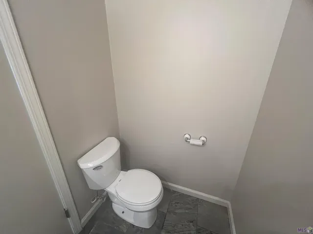 $175,000 | 268 Steele Boulevard, Unit 270, Baton Rouge, LA 70806