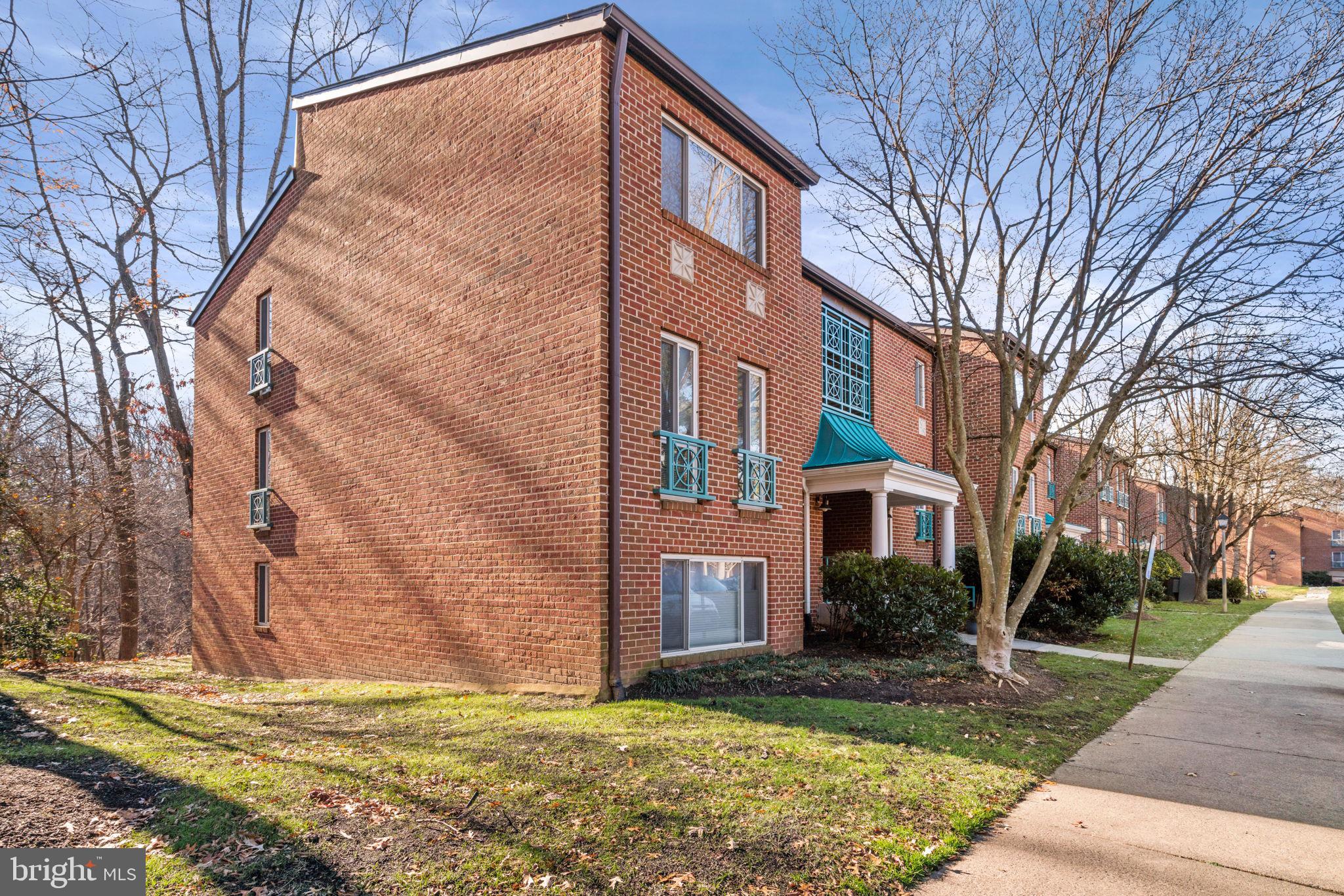11807 Breton Court, Unit 1A Reston, VA 20191 - Photo 18 of 19 Come and see it soon!